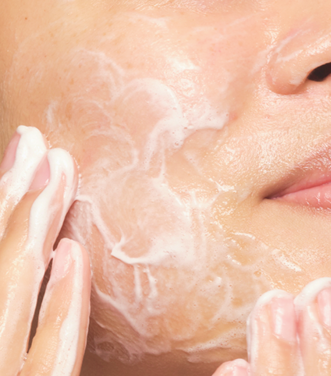 Balance Sebum and Prevent Congestion